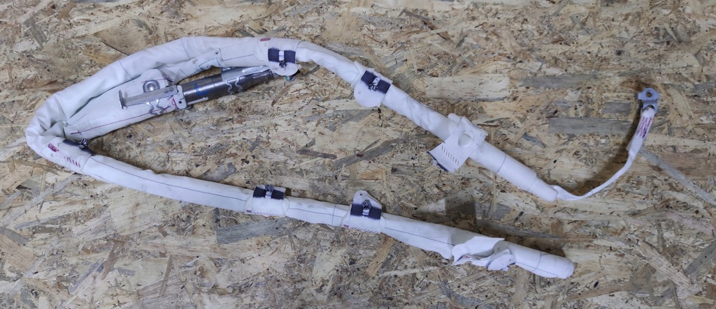 фото №1, Шторка безпеки ліва renault megane iv hb