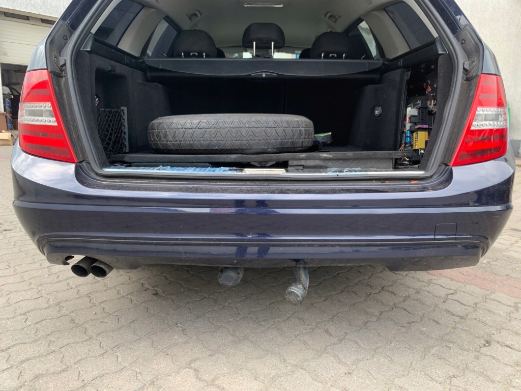 Купить Mercedes c klasa w204 рестайлинг  бампер задний niebieski