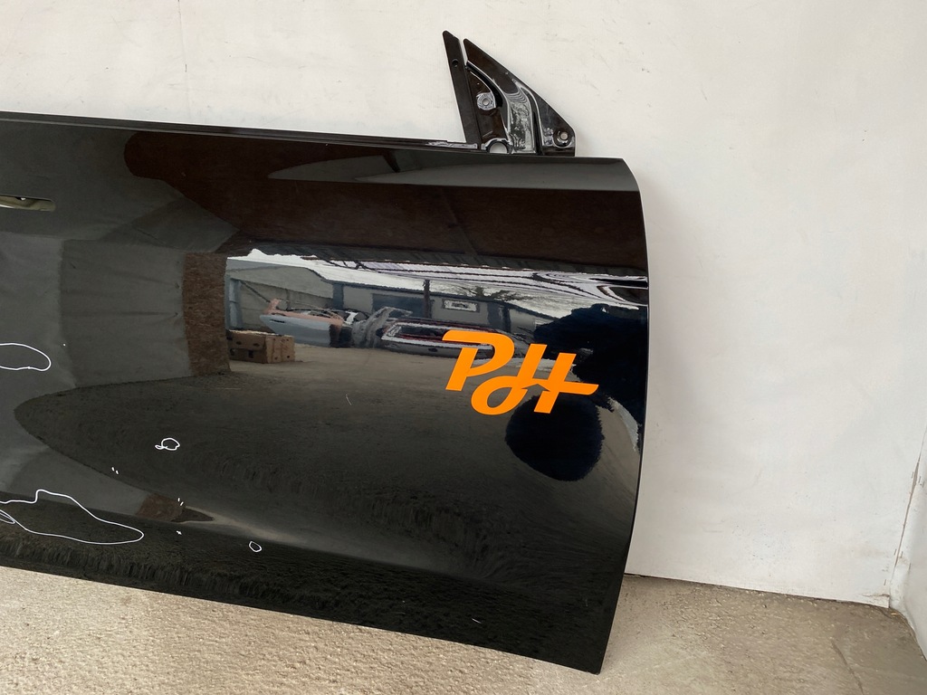 фото №8, Tesla y двері праве передні