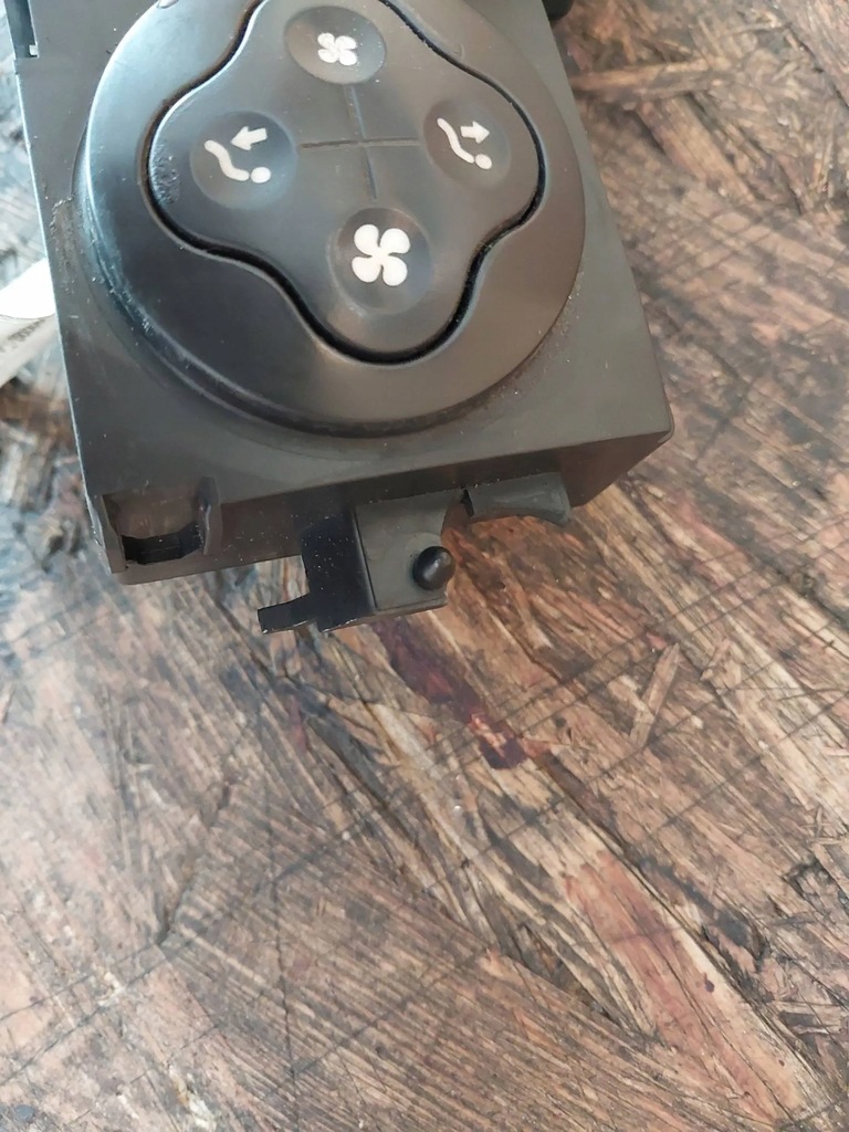 фото №6, Панель обдув renault megane ii 69340009