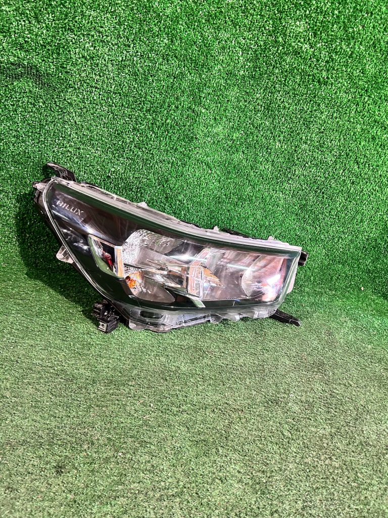 фото №1, Фара правий toyota hilux viii lift звичайний