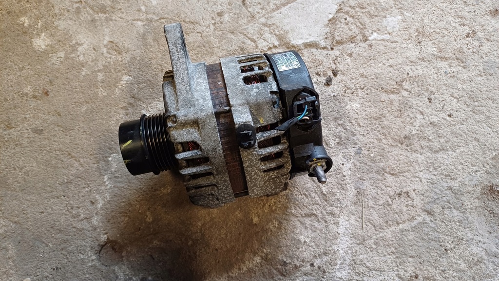 фото №1, Hyundai tucson iii 1.6 t-gdi генератор 37300-2b960