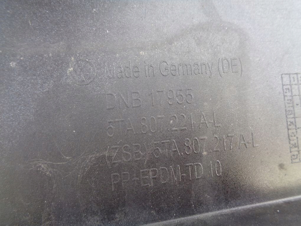 фото №8, Vw touran iii 3 5ta 2015- бампер передній