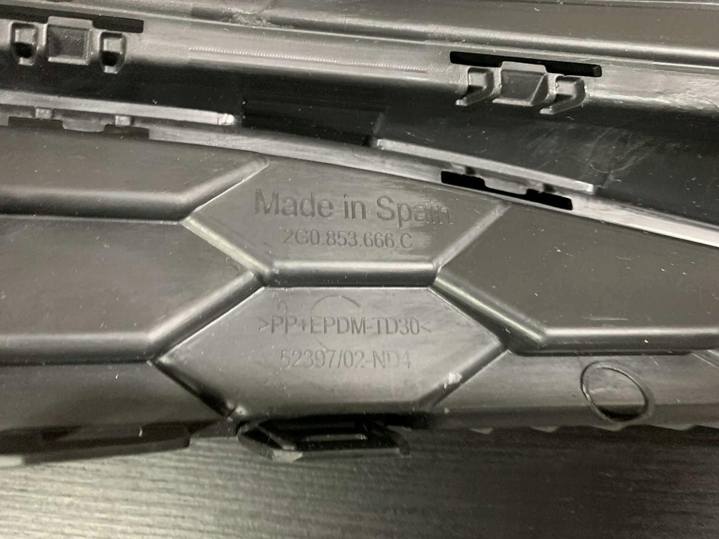 фото №7, Vw polo vi gti решётка бампера правая 2g0853666c оригинал