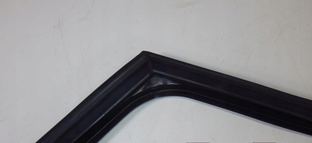 фото №7, Прокладка стекло правый задняя 4f9839440n audi a6 c6 s6