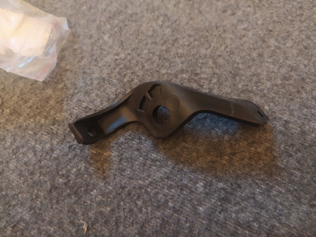 фото №1, Кронштейн кронштейн лампи правий honda cr-v iii 06-.