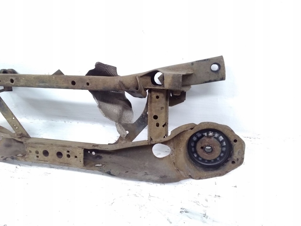 Підрамник задні ford grand c-max в Україні