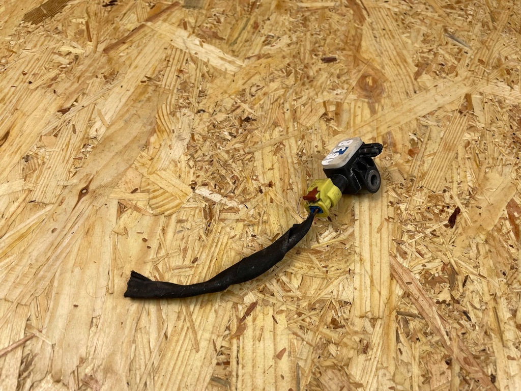 фото №8, Датчик удара ударный штекер vw amarok i 2h0959652