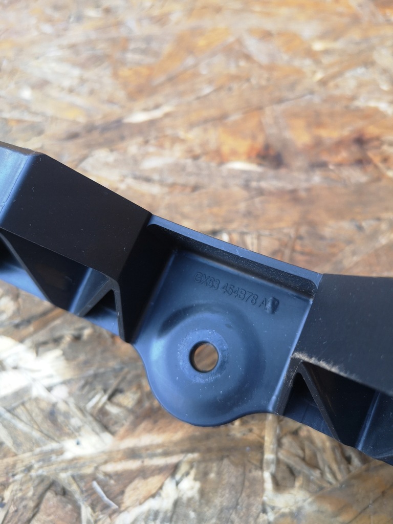 фото №10, Jaguar xf x260 напрямна бампера задня задній