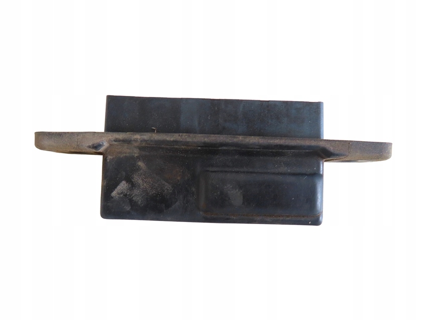 Купити Кнопка кришки багажника toyota yaris 3 2011-2020 рік