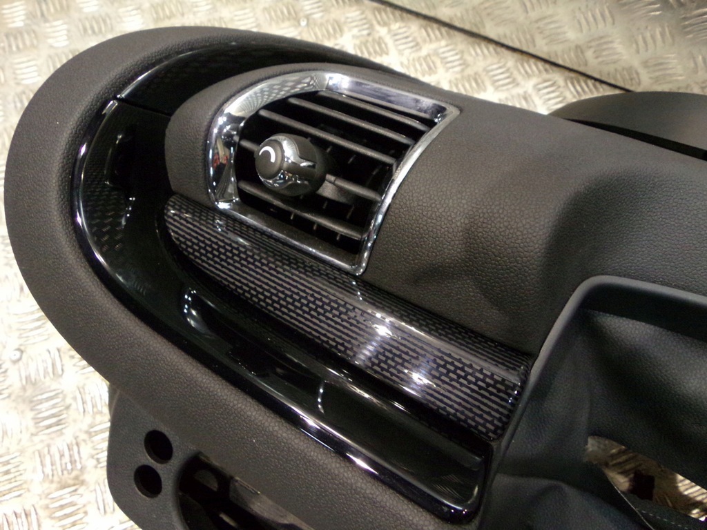 фото №13, Mini f54 clubman приборная панель приборная консоль hud org