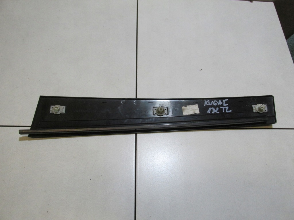 фото №15, Рамка молдинг двері задня kuga mk1 2008 -2012