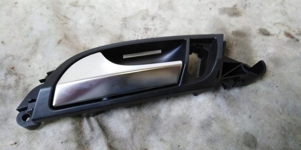 фото №1, Audi q7 4l ручка внутренняя левый перед 4l0837019