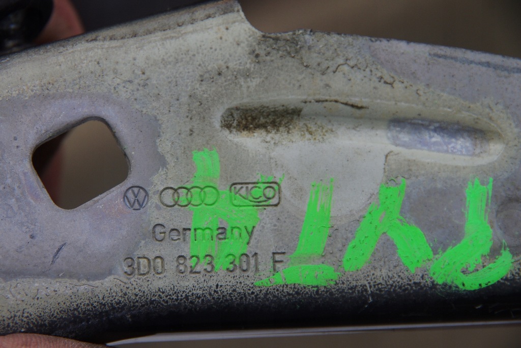 фото №4, Петля петлі капот phaeton lift ll4u комплект