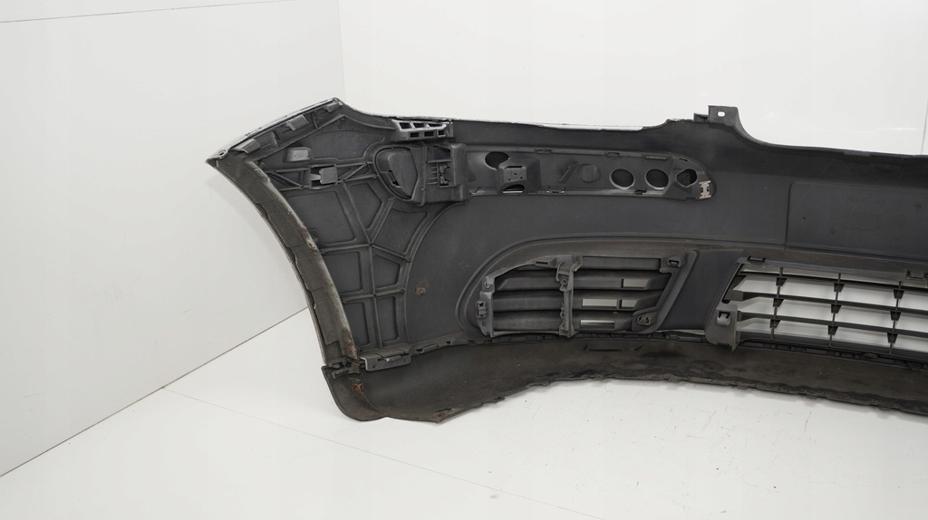 фото №12, Бампер перед передний vw golf v plus 05-08r la7w