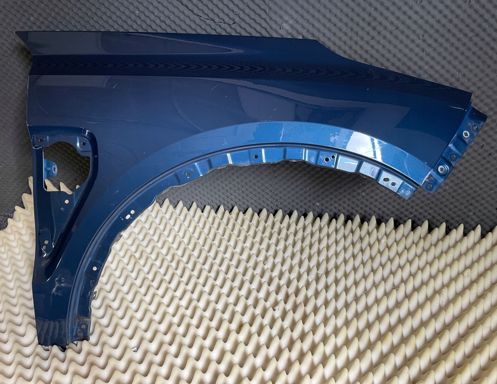 фото №1, Lynk&co крила правий