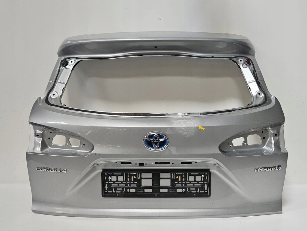 фото №1, Крышка багажника задняя багажника toyota corolla cross оригинал