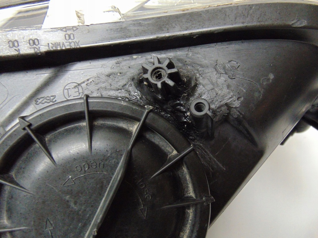 фото №8, Лампа левая перед ксенон opel insignia a 13226792 europa комплектная