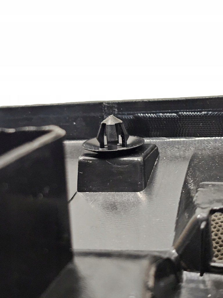 Купить Жабо накладка mercedes benz a klasa w169 04-12 + клипсы набор