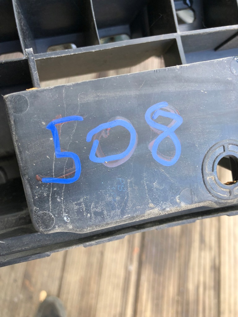 фото №7, Напрямна бампера задня середній peugeot 508 sedan