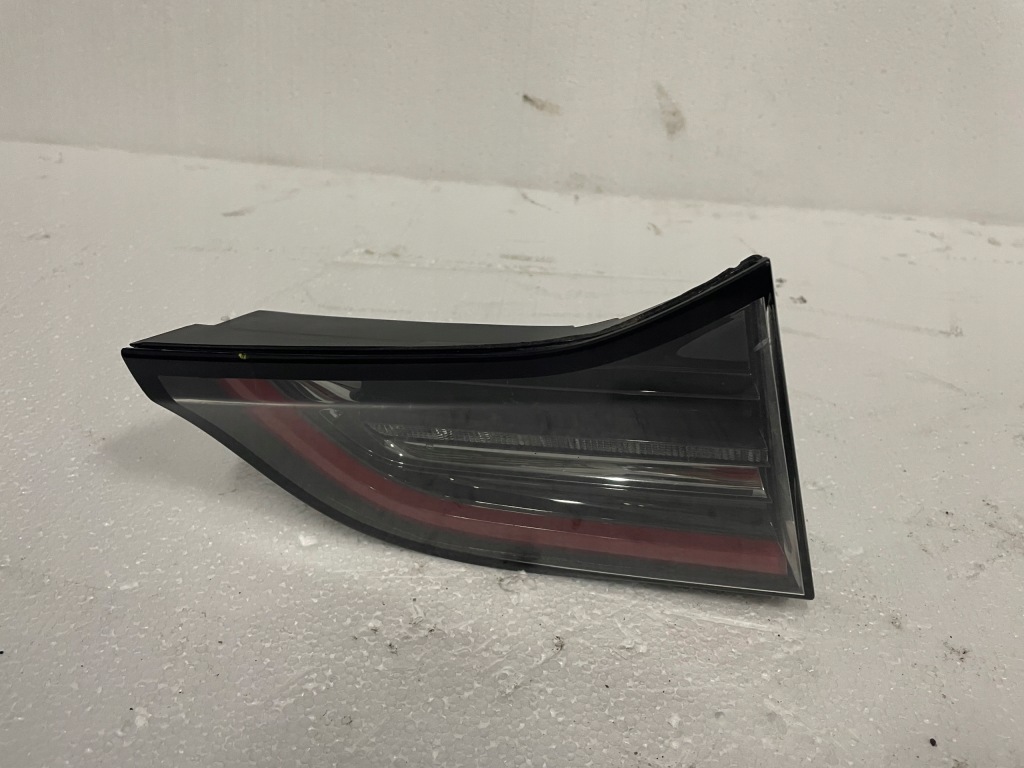 Купити Tesla model 3 y фара led ліва задній задня w кришці  європа 1502088-00-b