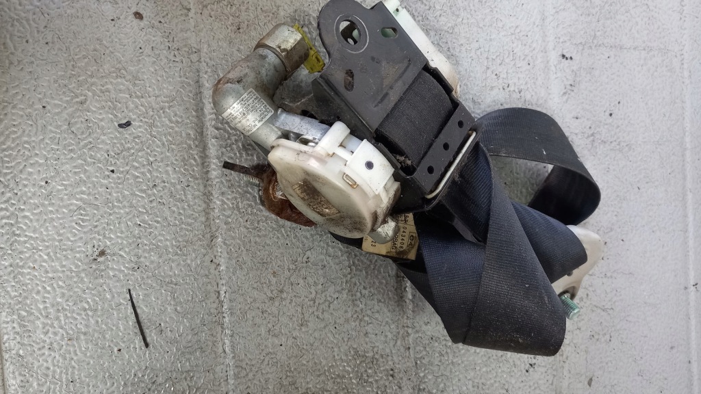 фото №3, Pas правый перед mazda 06r 2.0d