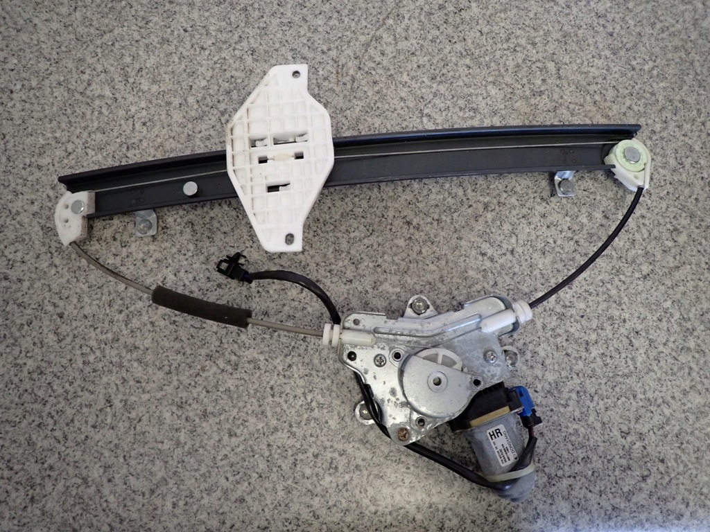 фото №1, Chevrolet epica 06- подъемник стекло задний правый