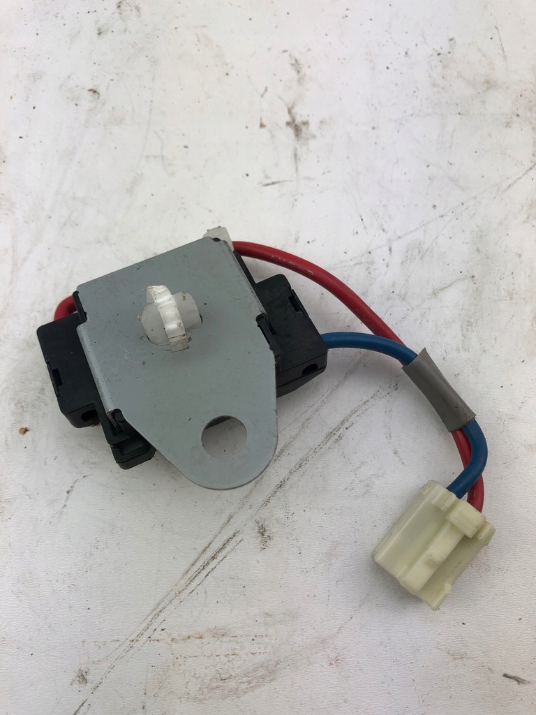 фото №2, Lexus ct 200h реле радио