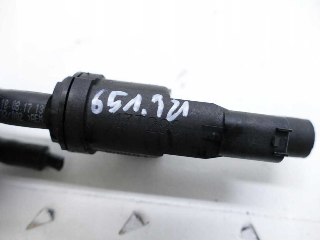 фото №4, Mercedes c w205 glc x253 2.2 клапан вакуумa 17