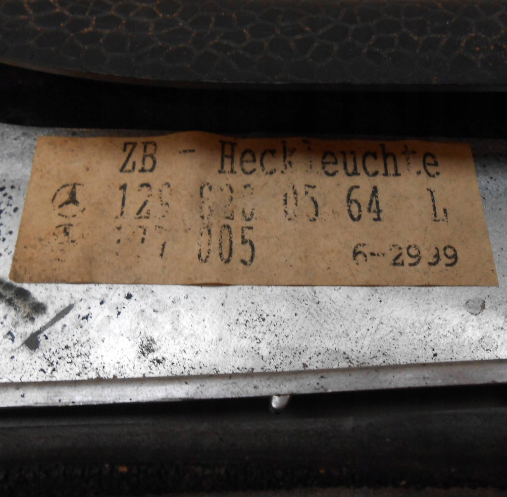 Купити Mercedes sl r129 америка лампа задня ліва на частини zbita 1298280564