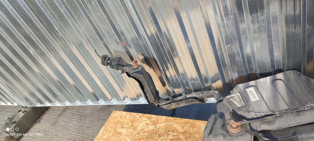 фото №7, Bak бак пального audi a4 b7 quattro 8e0201022fb