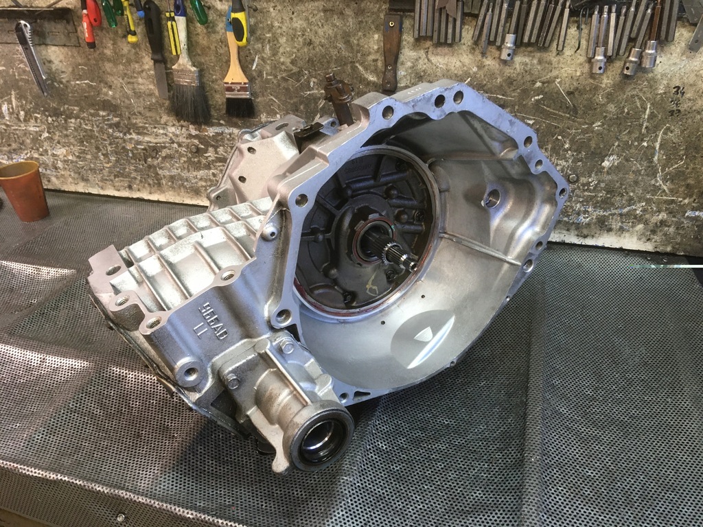 фото №1, Chrysler voyager 2.8 2004-2007