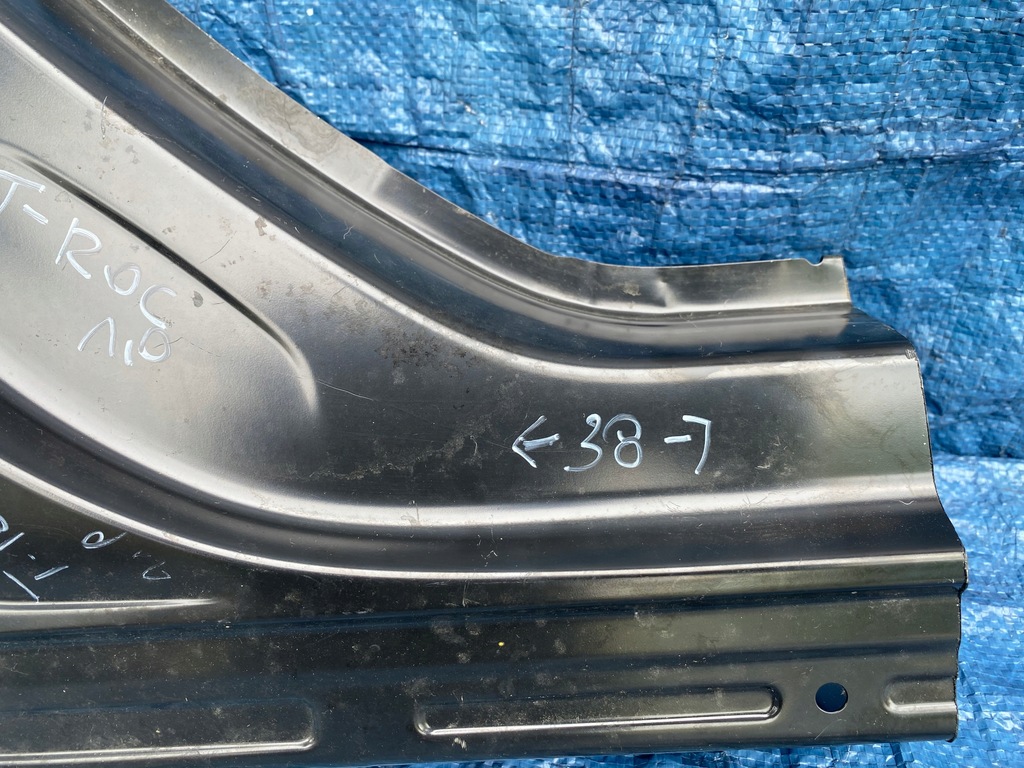 фото №3, Vw t-roc порог правый задняя łuczek