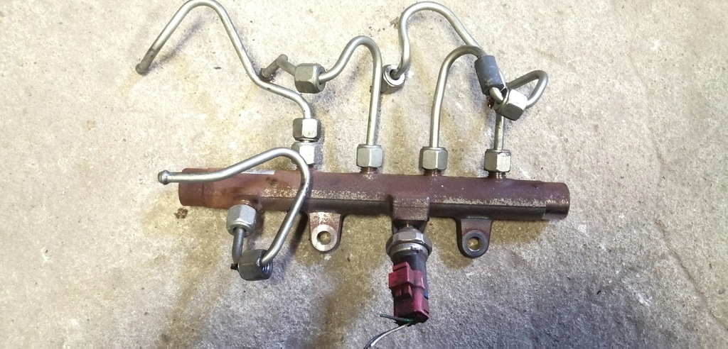 фото №1, Renault laguna iii 1.5 dci молдинг упорскування