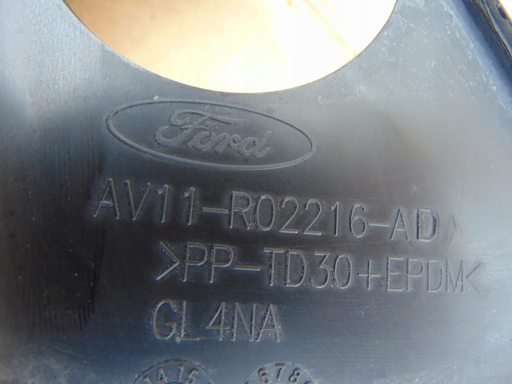 фото №14, Жабо ford b-max av11-r02216-ad europa