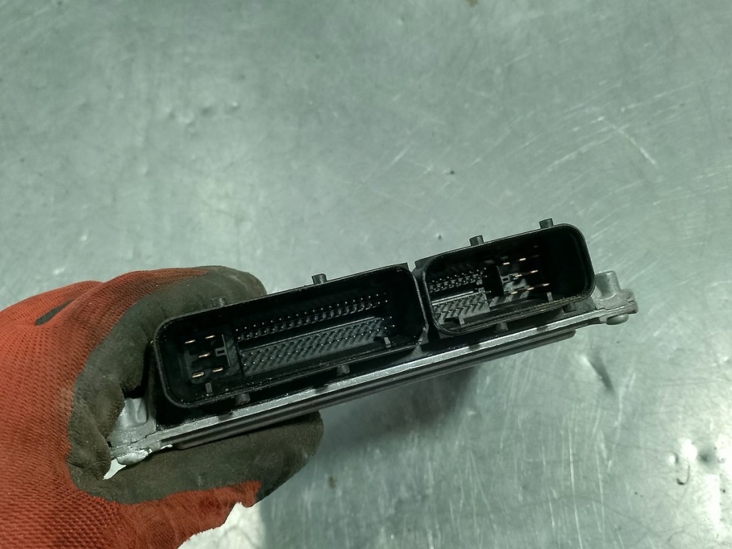 фото №3, Бортовий комп'ютер, блок керування vw passat b5 fl 06b906033j