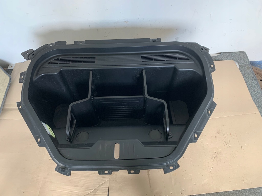 фото №1, Ford mustang mach-e rwd 21r піддон вкладиш багажника перед передня