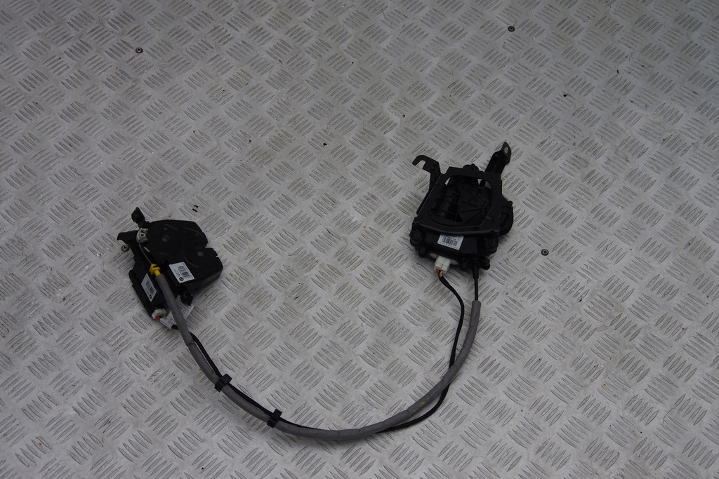 фото №1, Замок доводчик крышки электрический bmw 3 f34 gt