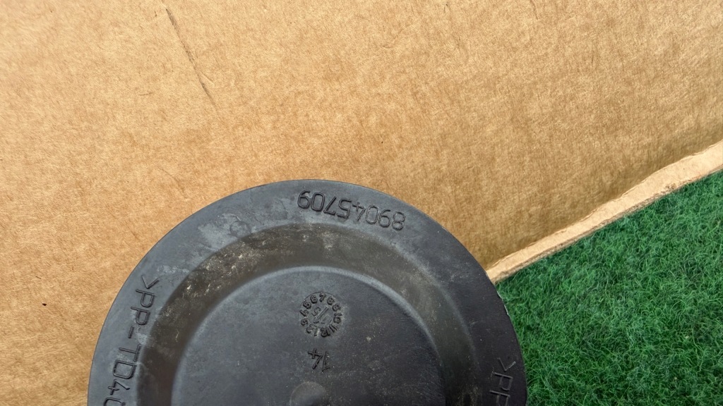 Заглушка кришка лампи dacia logan sandero 2 renault scenic c4 jra12 Доставка