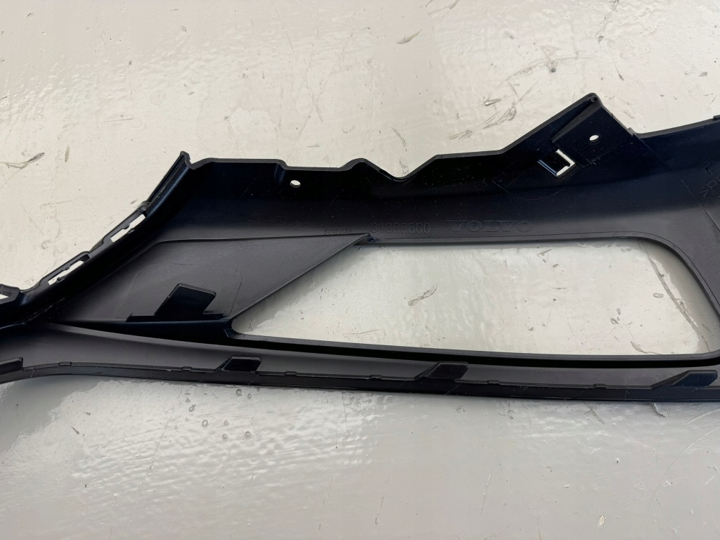 Volvo xc90 2 2 14-19r решётка бампера левое  перед левая передняя Киев