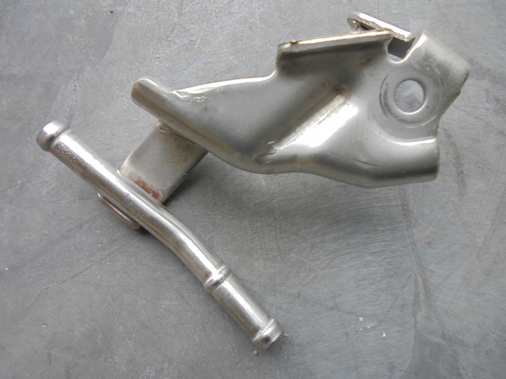 фото №2, Prius iv трубка металлическая патрубок кронштейн