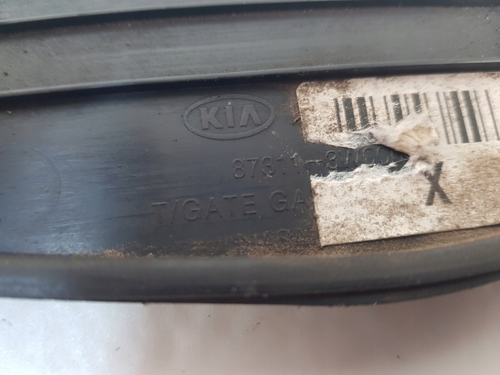 фото №9, Kia sportage iii молдинг накладка кришки задній oryg