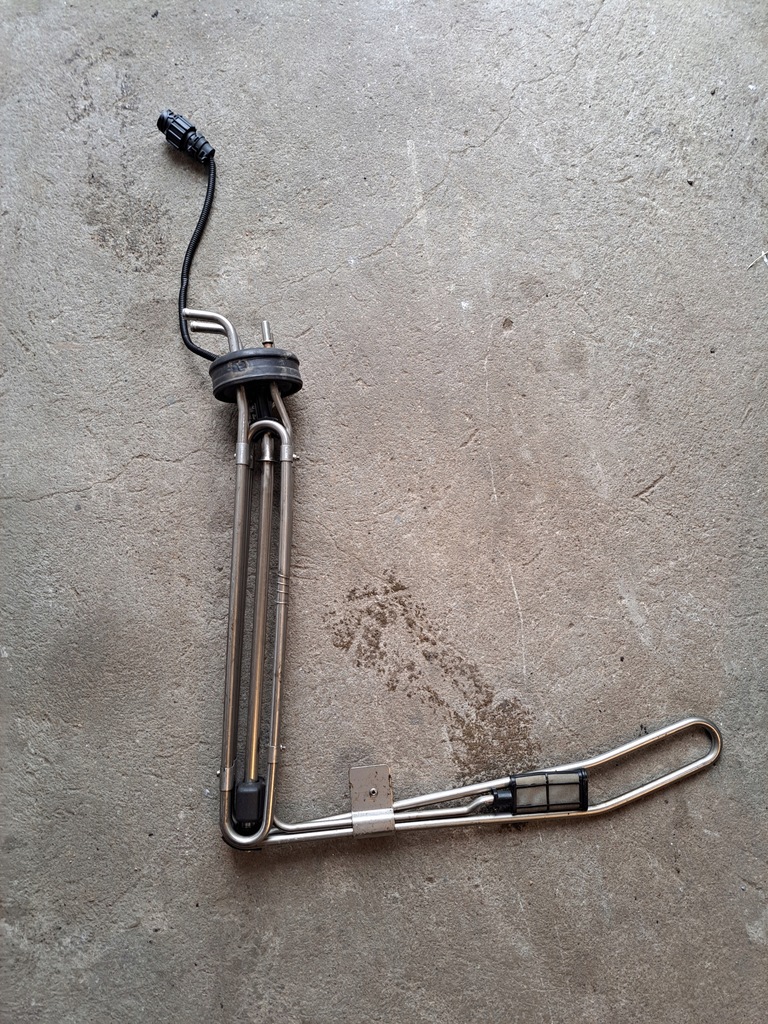 фото №1, Маслоприймач adblue ad blue volvo fh fm fe renault premium magnum dxi low кришка