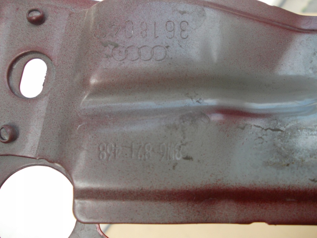 Крило правий перед audi a5 b9 8w6 Зі Шроту