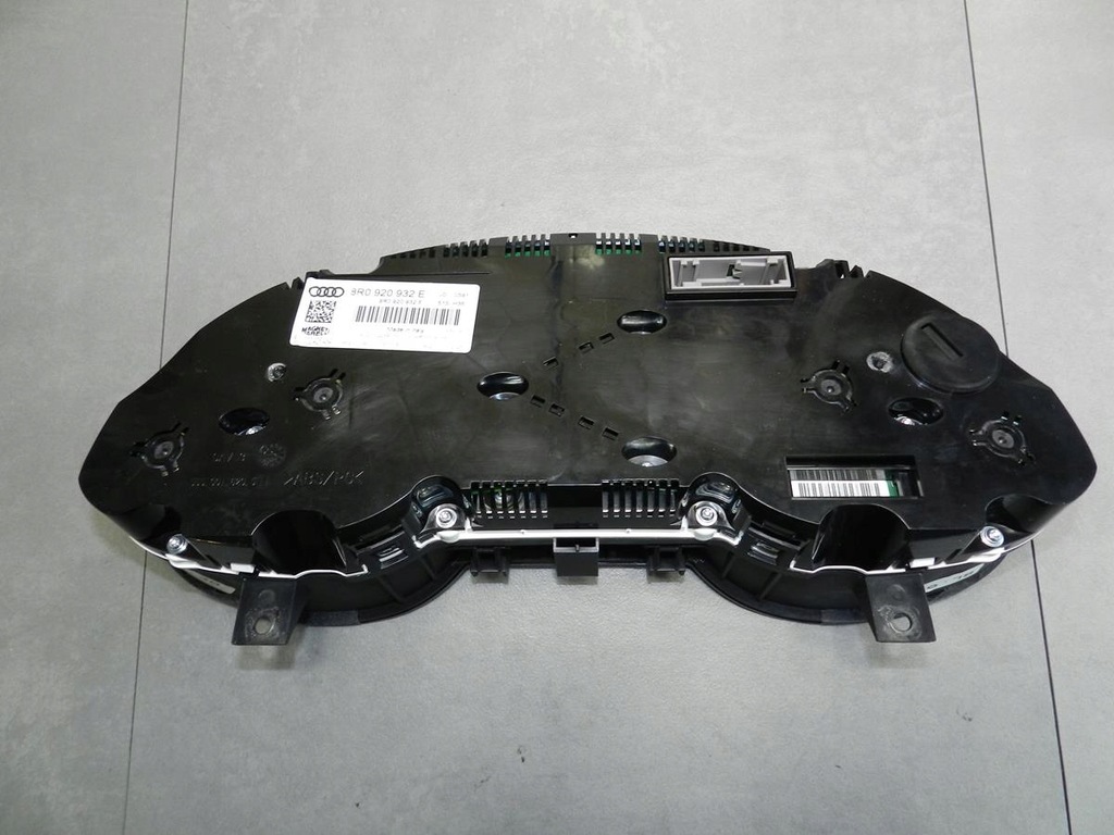 фото №5, Audi q5 8r счетчик приборы 8r0920932e