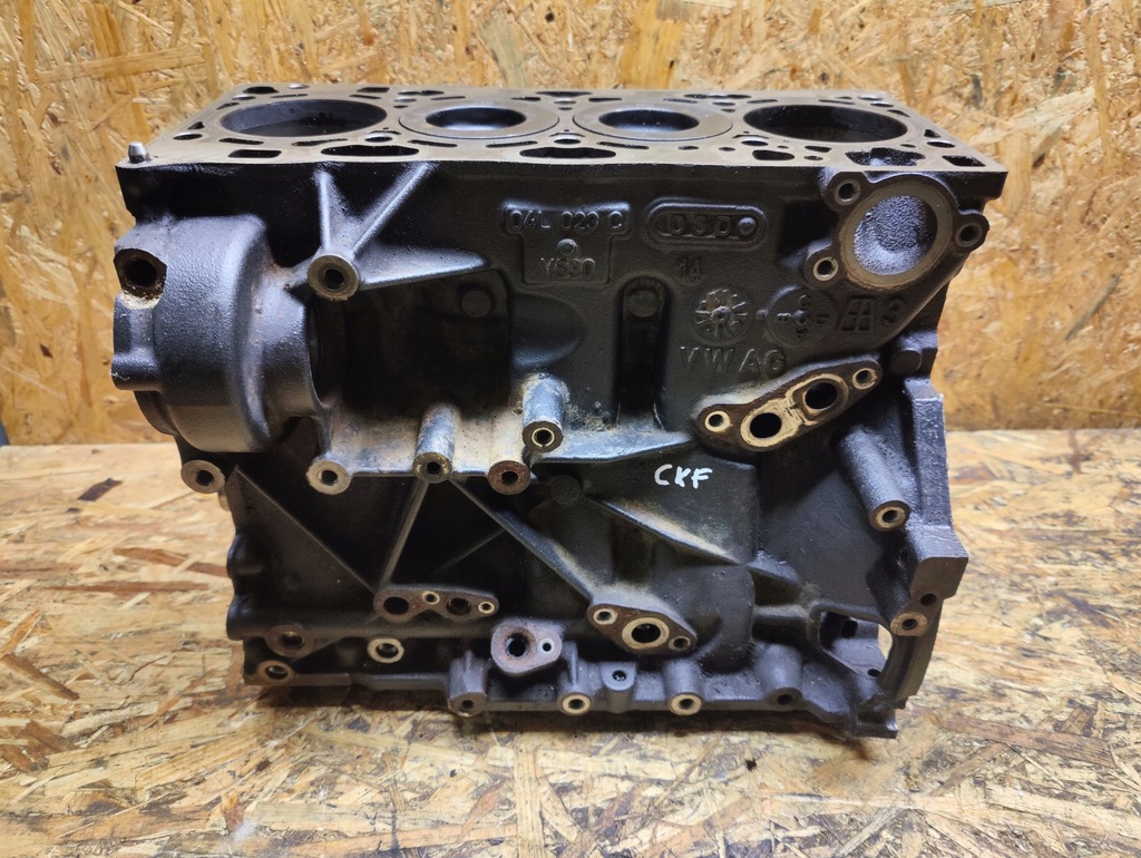 фото №13, Блок двигателя dół vw skoda audi 2.0 tdi ckf