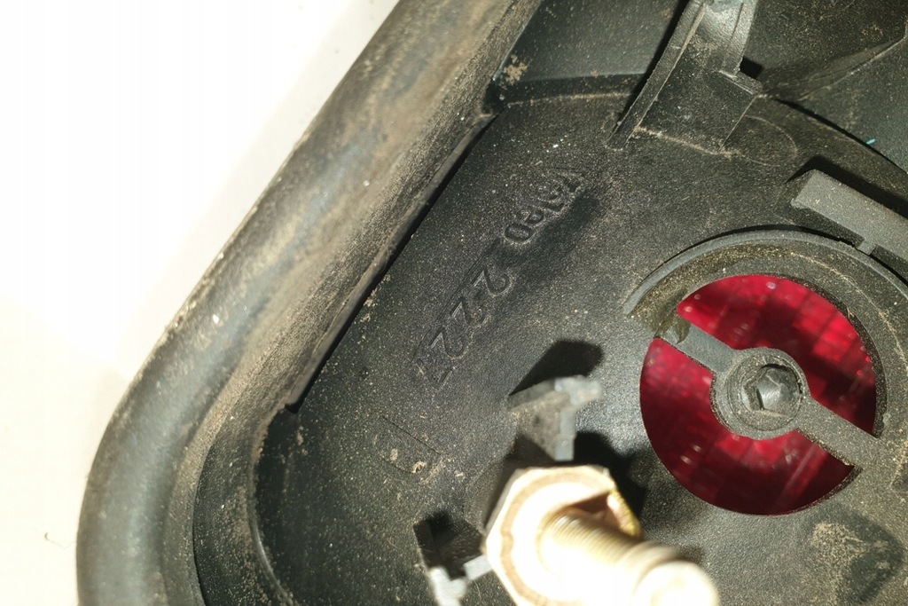 фото №9, Лампа правая задняя peugeot 306 break 7e, n3, n5 2227 1995