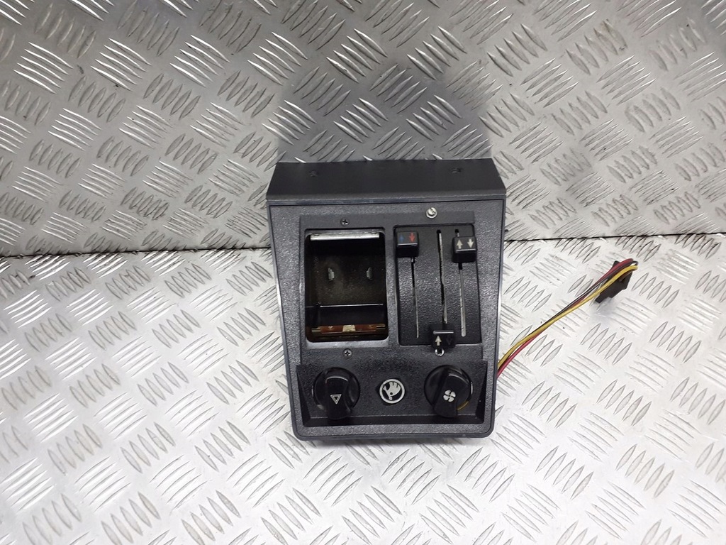 фото №1, Панель обдув skoda 105 s 1982 r.