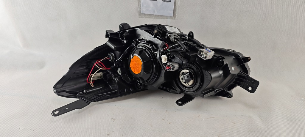 фото №10, Subaru xv ксенон правий фара лампа права