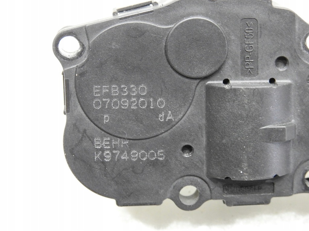 фото №8, Моторчик отопителя mercedes w212 efb330